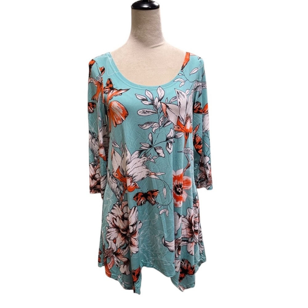 White Mark 3/4 Sleeve Tunic
